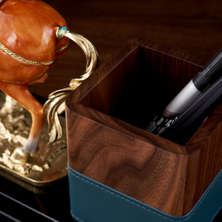 Equine Elegance Pen holder