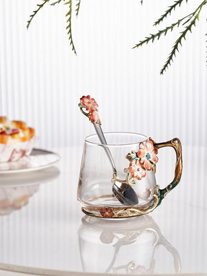 محمية كريستال طائر الأغنية القرمزي