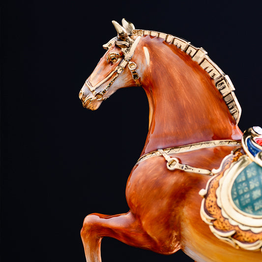 Royal Amber Gilded Steed