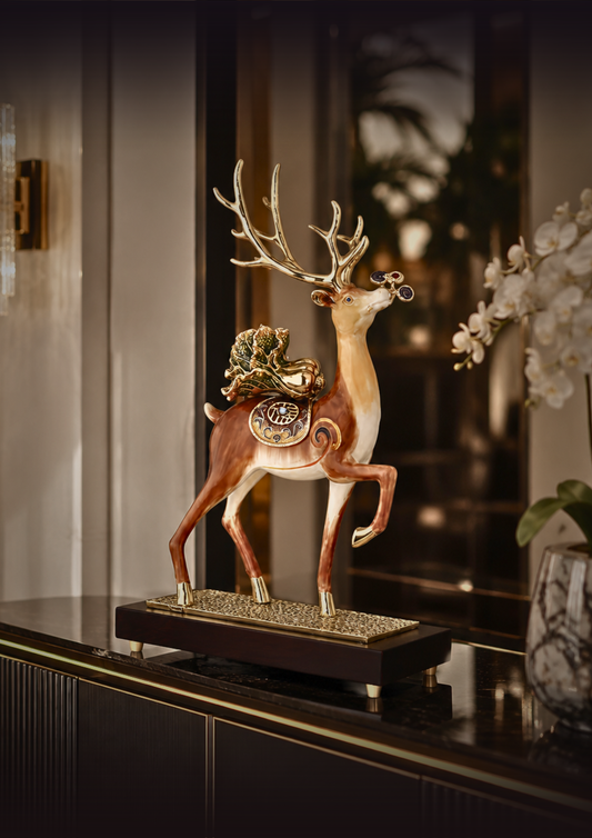Handcrafted Elegance Ornament