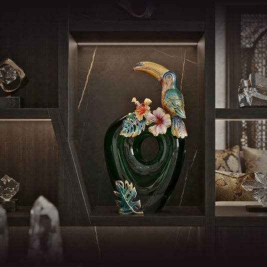 Emerald Toucan Tropics Vase