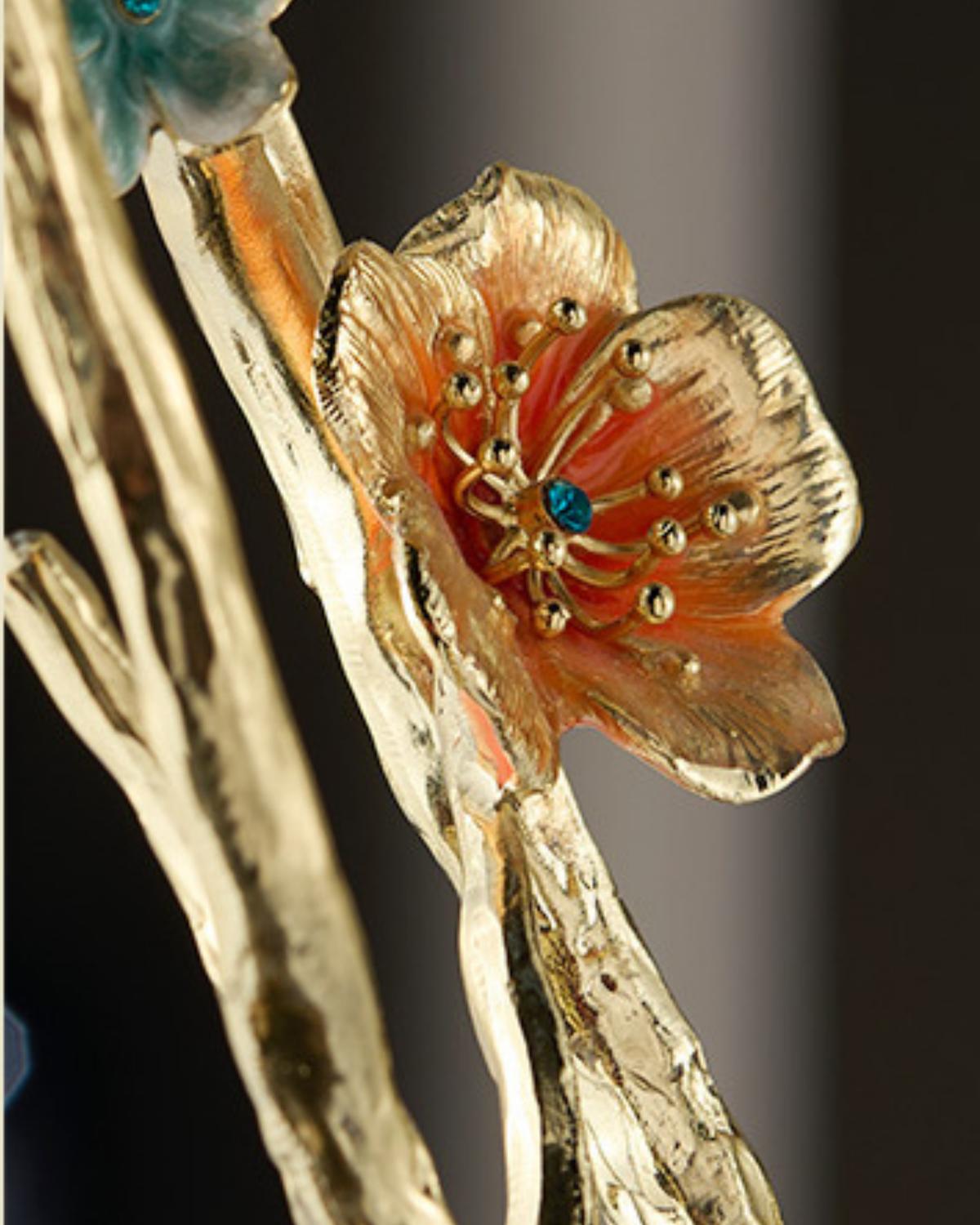 Stag of Bloomed Silence Ornament