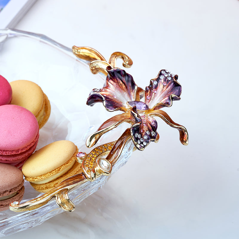 حوض على شكل قرص عسل من زهرة الأوركيد الجمشت