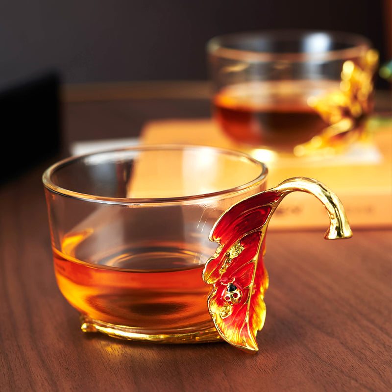 أواني زجاجية حرفية بنمط أوراق الشجر الساحرة