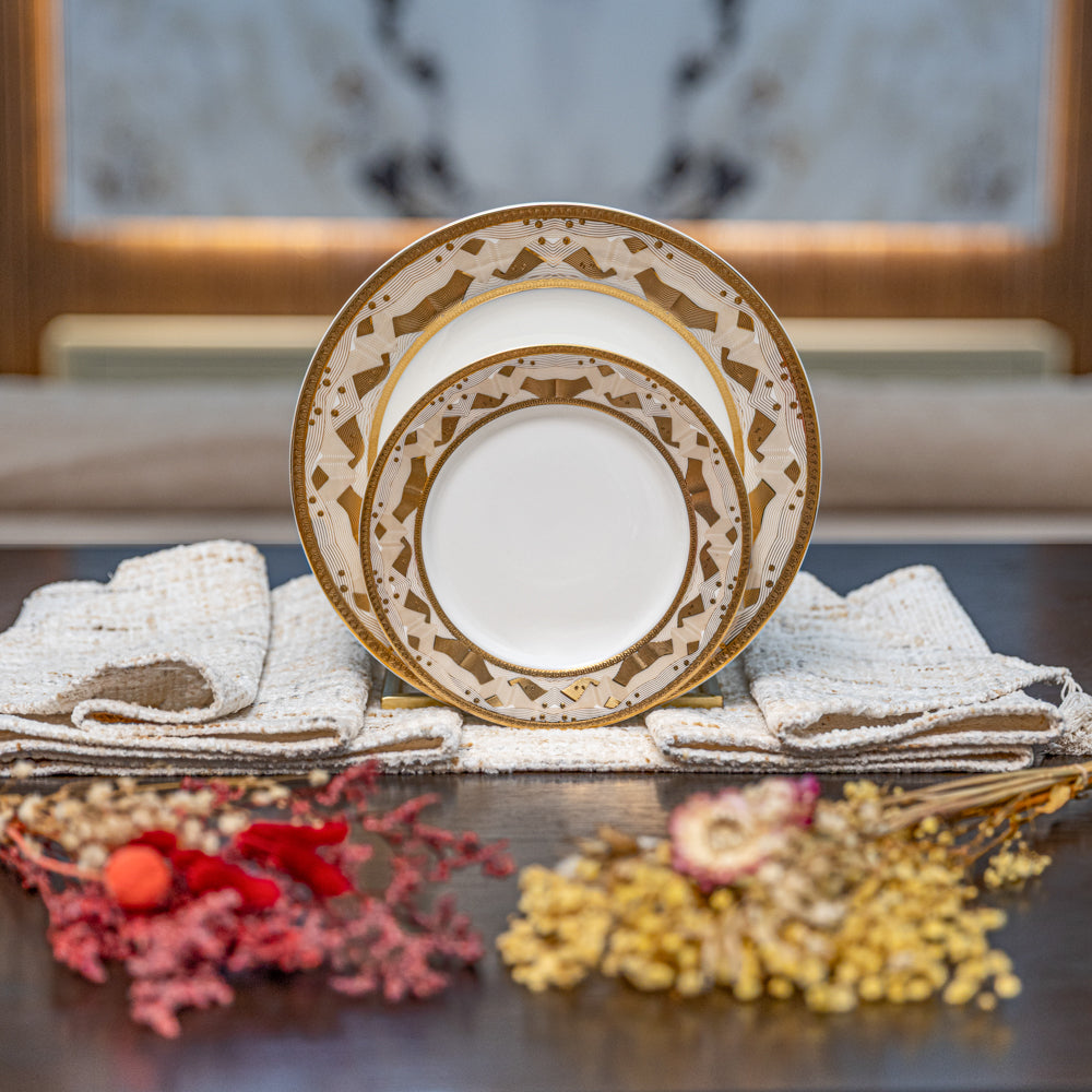 طقم سفرة الإمبراطورية الذهبي