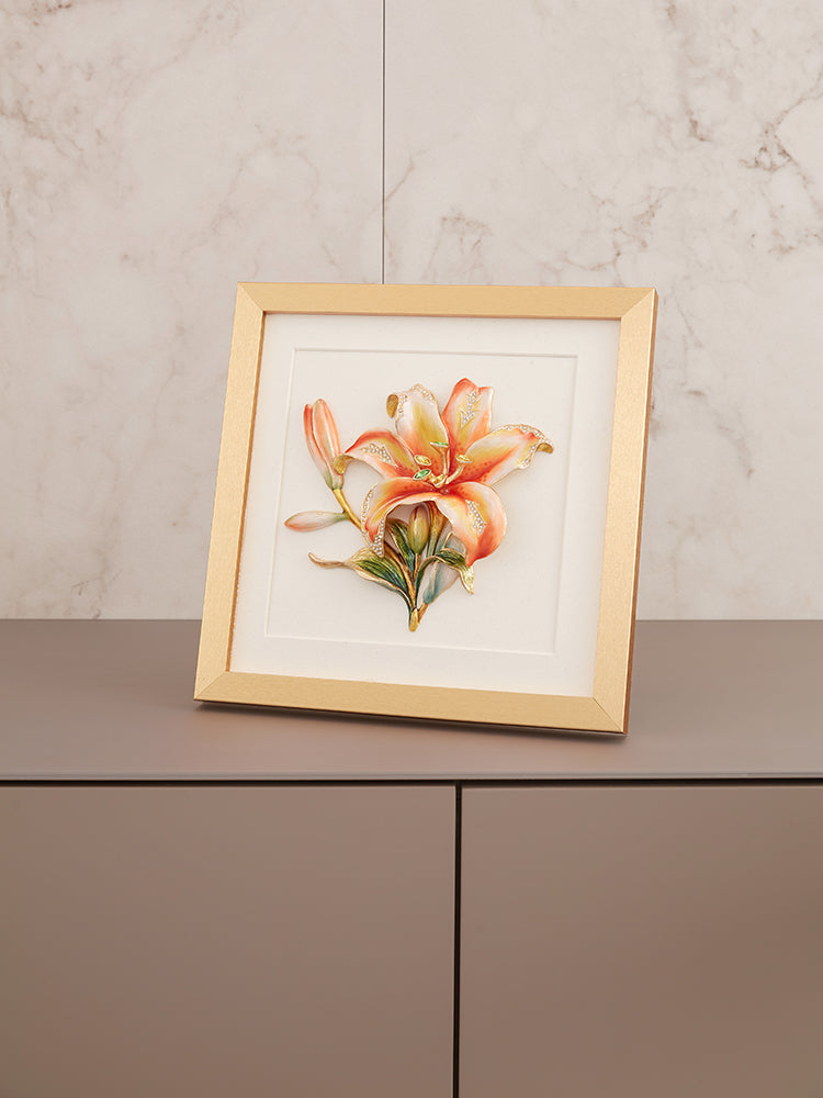 زهرة أبدية زنبق مذهب