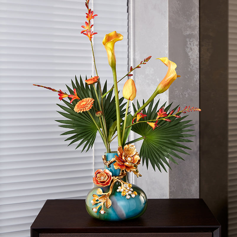 مزهرية فنية "أزور صن رايز" بعنوان "جويلد بلوم"