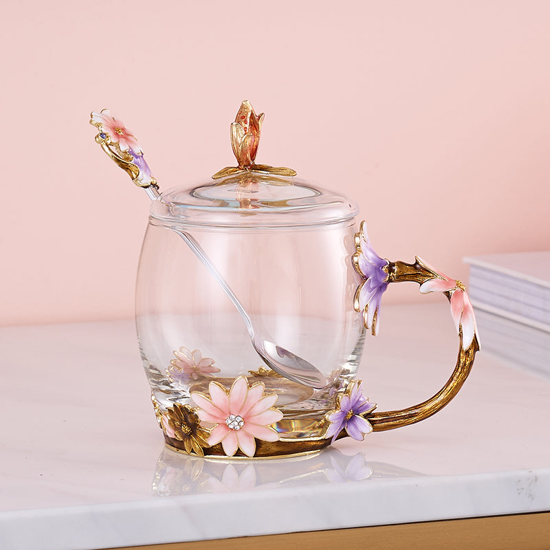 شاي زجاجي مطلي بالمينا بنقشة زهور برية