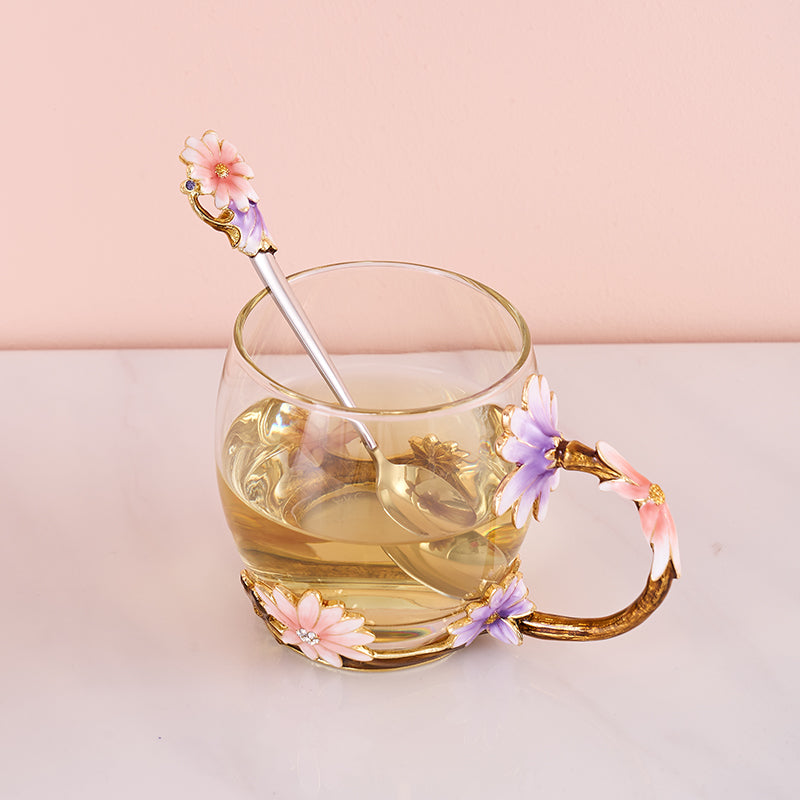شاي زجاجي مطلي بالمينا بنقشة زهور برية
