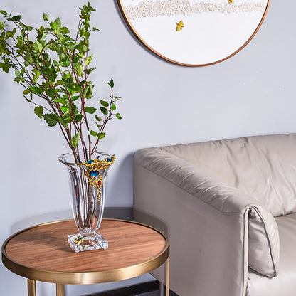 مزهرية كريستالية بشعار الياقوت