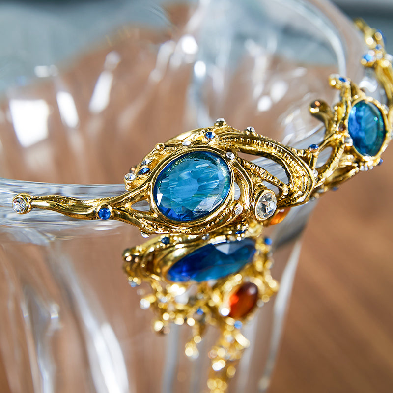 مزهرية كريستالية بشعار الياقوت