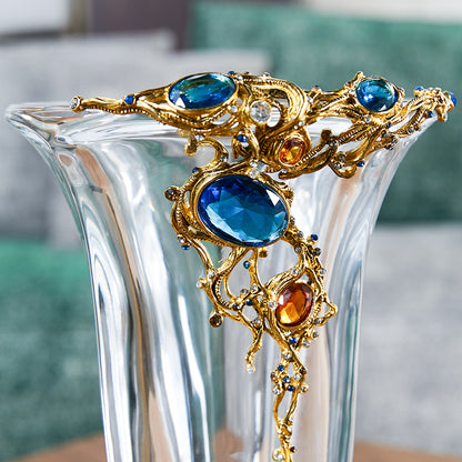 مزهرية كريستالية بشعار الياقوت