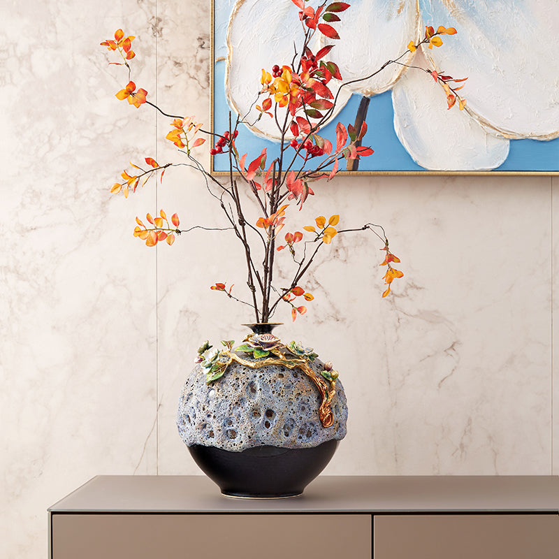 كرة ذهبية من حمم منتصف الليل