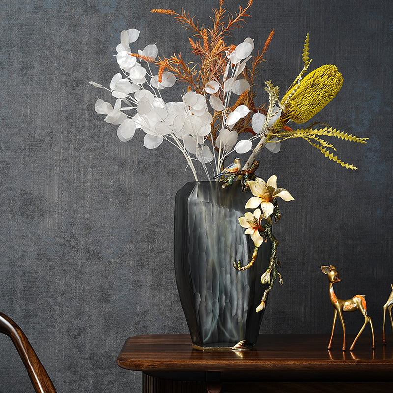 Obsidian Muse Songbird Vase