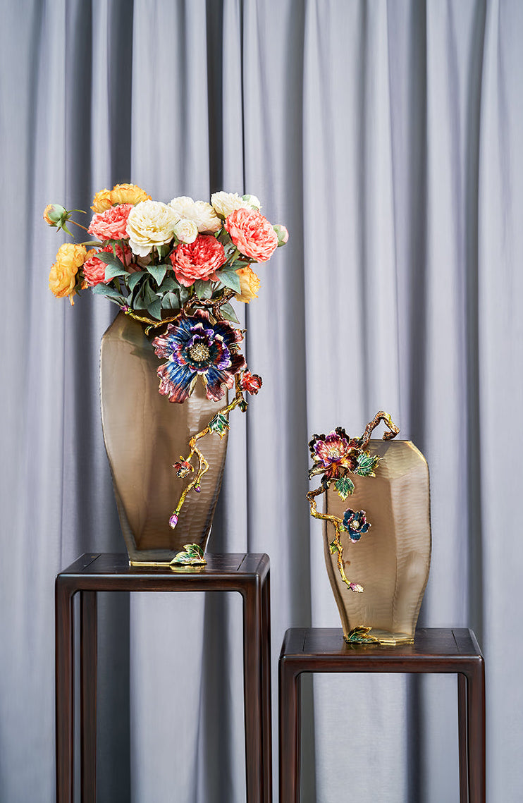 Charcoal Frost "Magnolia & Songbird" Artisan Vase