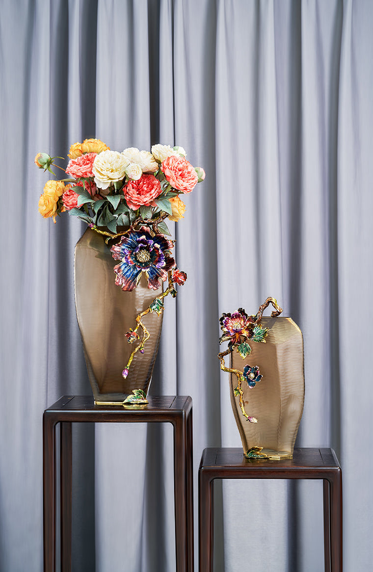 مزهرية زجاجية من نوع "ميستيك بلوم" بلون العنبر الشفق