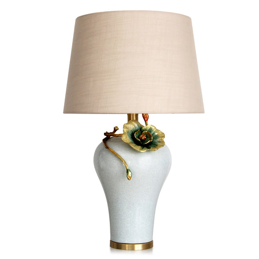 مصباح بورسلين بتلة الزمرد