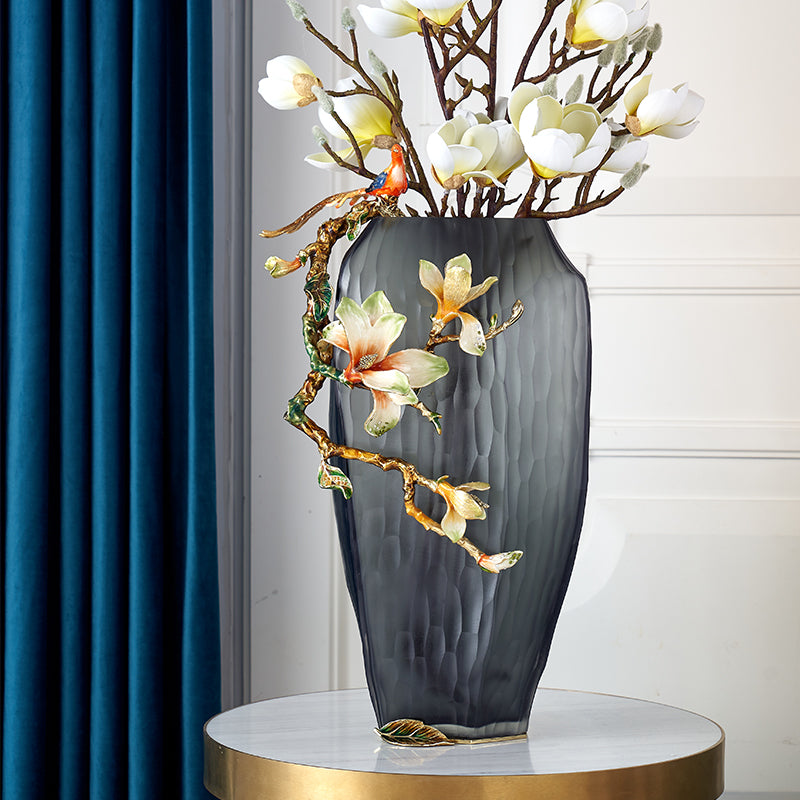 Obsidian Muse Songbird Vase