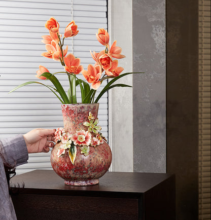 مزهرية سيراميك "انسجام البتلات" بلون وردي فاتح