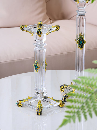 زوج من الشمعدانات الباروكية الزرقاء الإمبراطورية