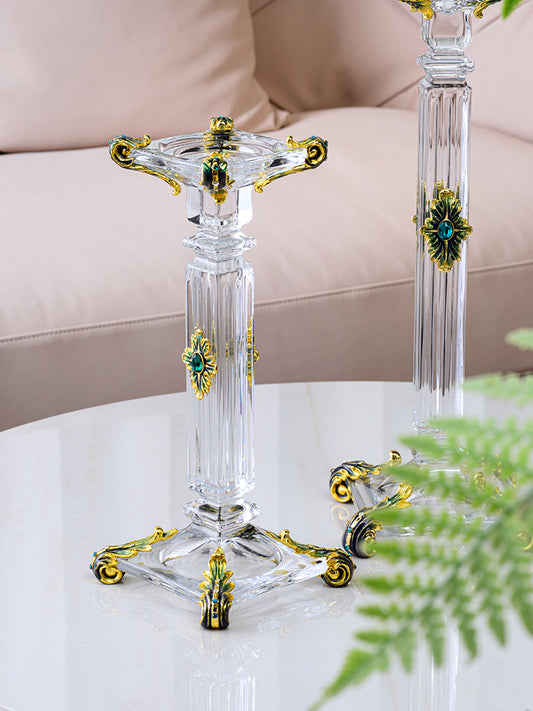 زوج من الشمعدانات الباروكية الزرقاء الإمبراطورية