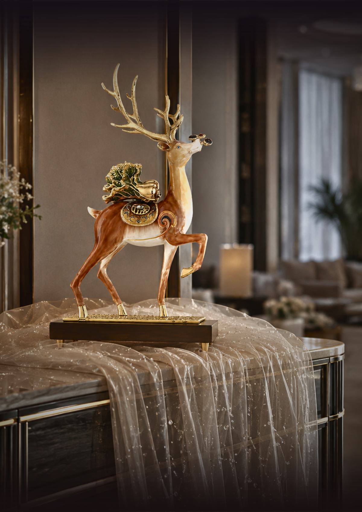 Handcrafted Elegance Ornament