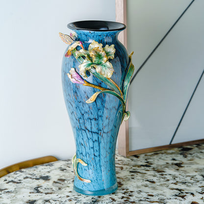 Hummingbird’s Emerald Iris Vase