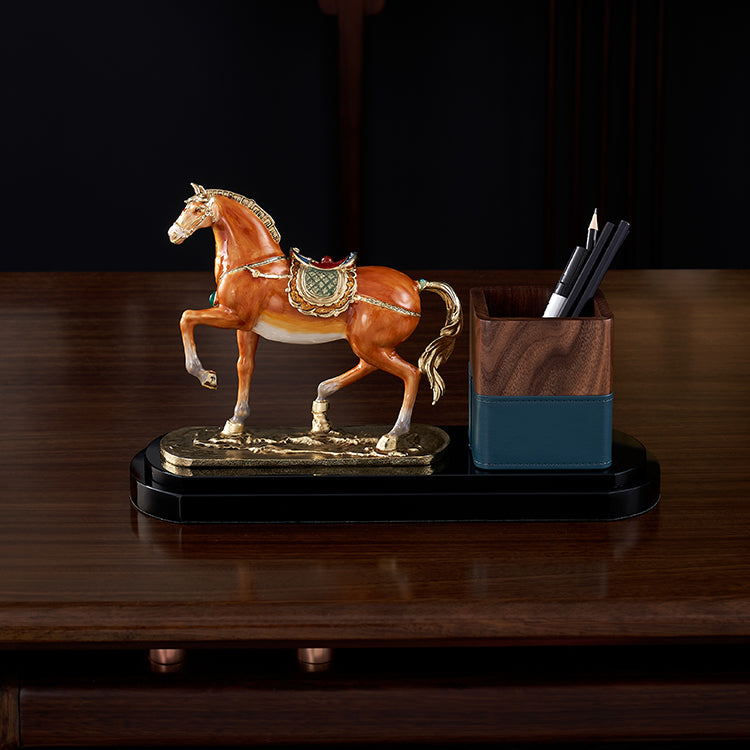 Equine Elegance Pen holder