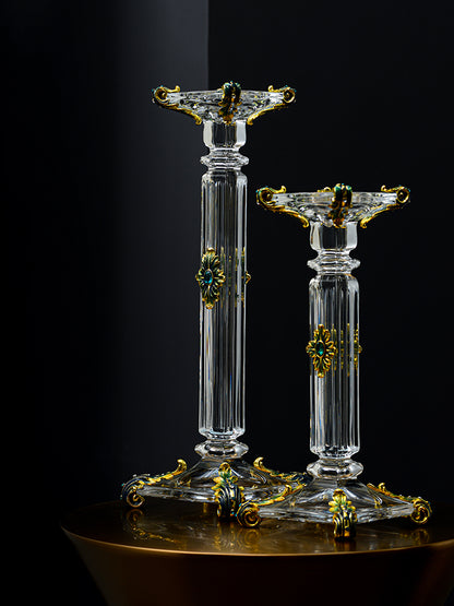 زوج من الشمعدانات الباروكية الزرقاء الإمبراطورية