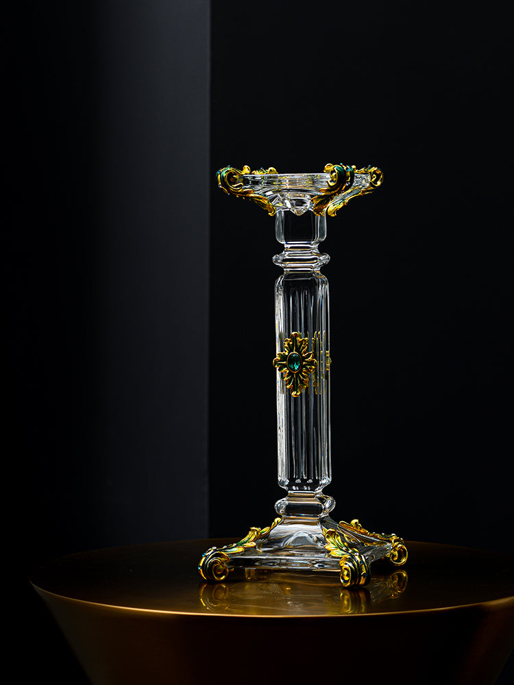 زوج من الشمعدانات الباروكية الزرقاء الإمبراطورية