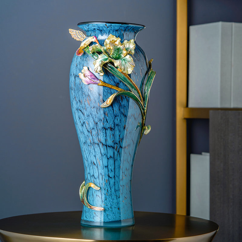 Hummingbird’s Emerald Iris Vase