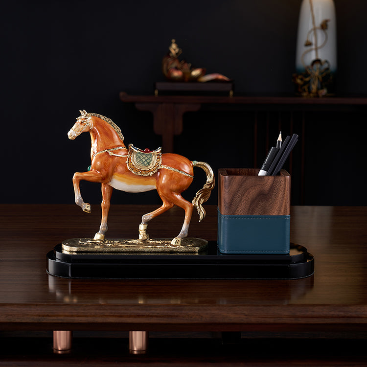 Equine Elegance Pen holder
