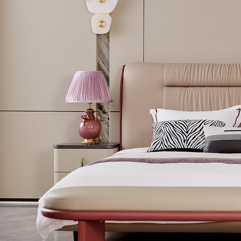 Blushing Blossom Heritage Table Lamp