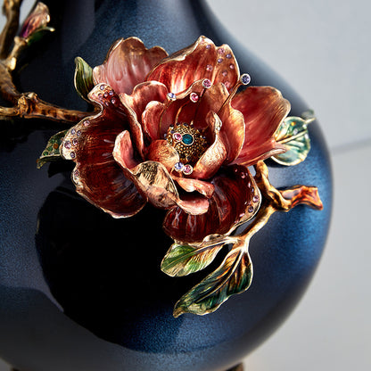 مزهرية فنية بلون أزرق منتصف الليل "زهرة اللوتس القرمزية"