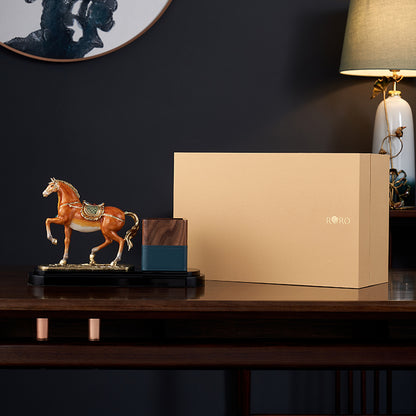 Equine Elegance Pen holder