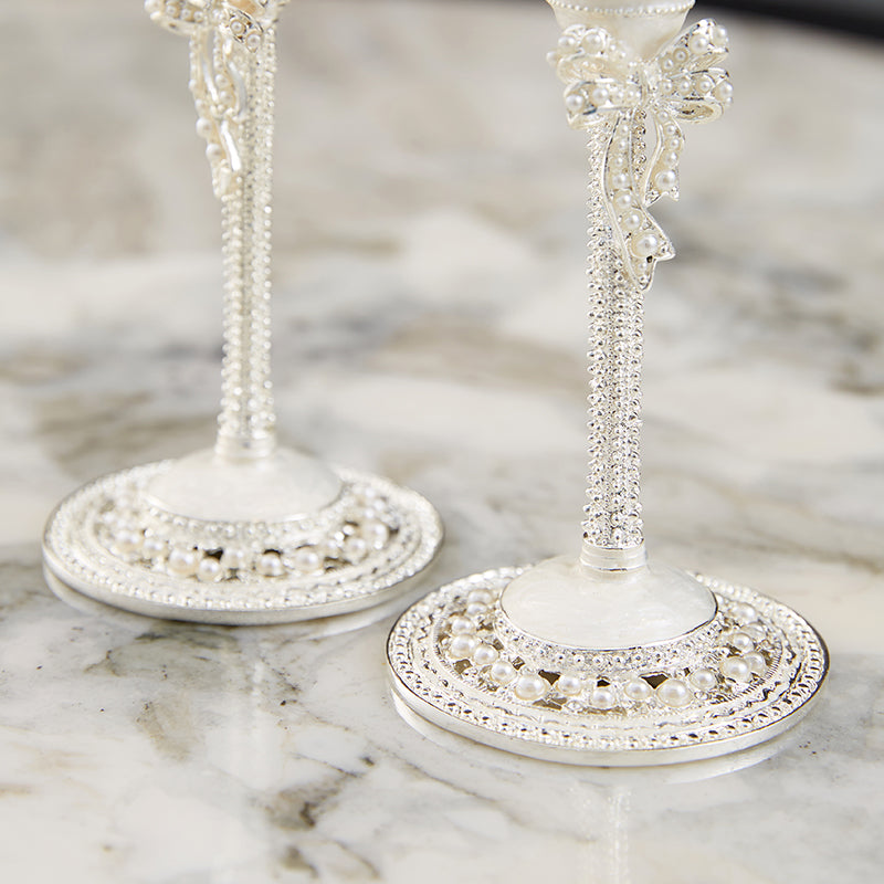 مزمار من الحرير العاجي واللؤلؤ