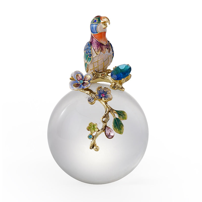 ببغاء على كرة كريستالية مع غصن مزهر - منحوتة زخرفية مصنوعة يدوياً