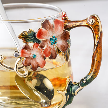 كوب زجاجي مطلي بالمينا بنقشة زهور برية