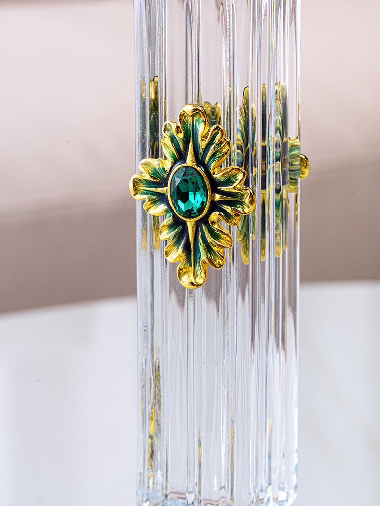 زوج من الشمعدانات الباروكية الزرقاء الإمبراطورية