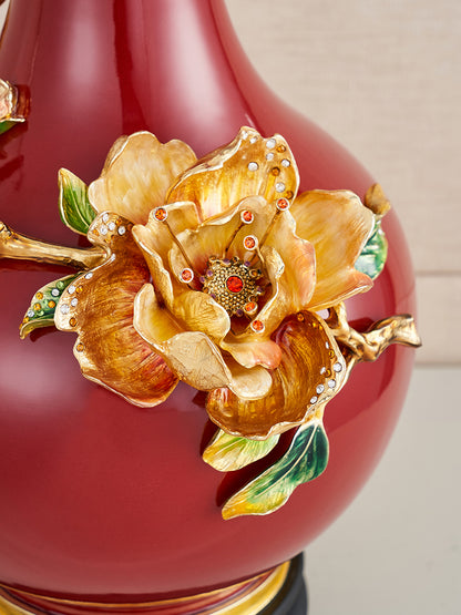 Imperial Crimson "Golden Narcissus" Grand Vase