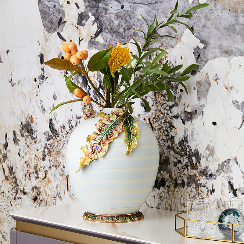 مزهرية "بلوما" الكبيرة المطلية بالمينا على شكل ورقة شجر 