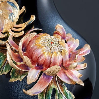 مزهرية "الزهرة السماوية" المطلية بالمينا