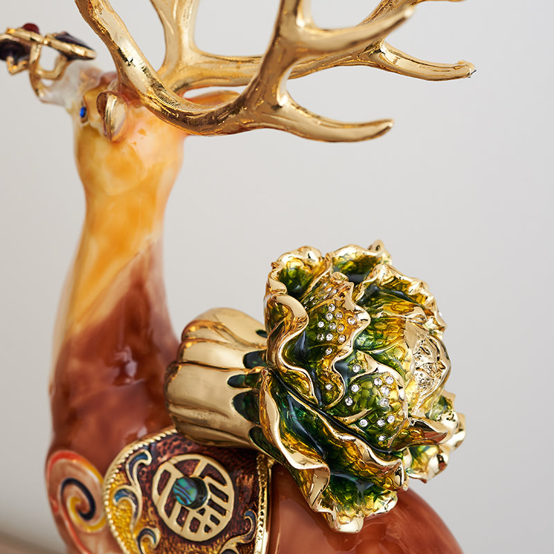 صمدية غزال يدويّ الصنع