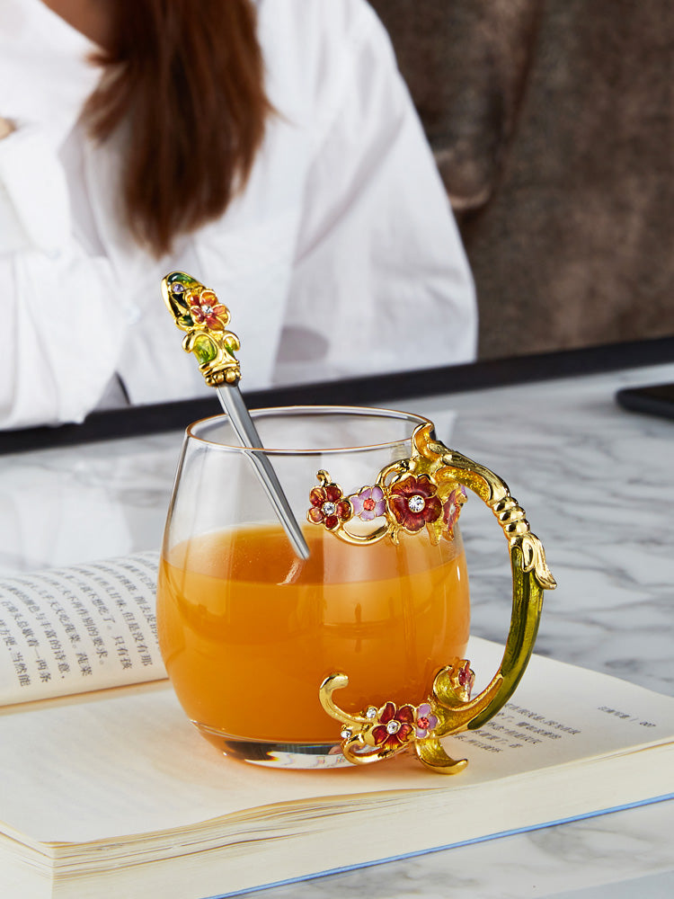 Golden Rose Garden Tea Cup